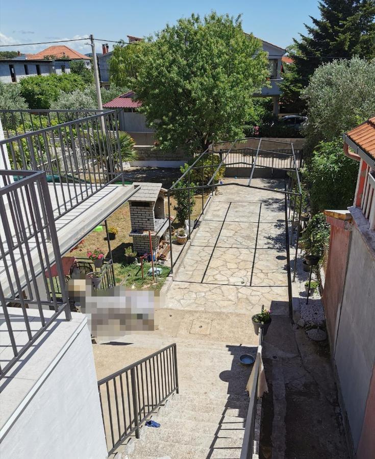Ferienwohnung Leona Sukošan Exterior foto