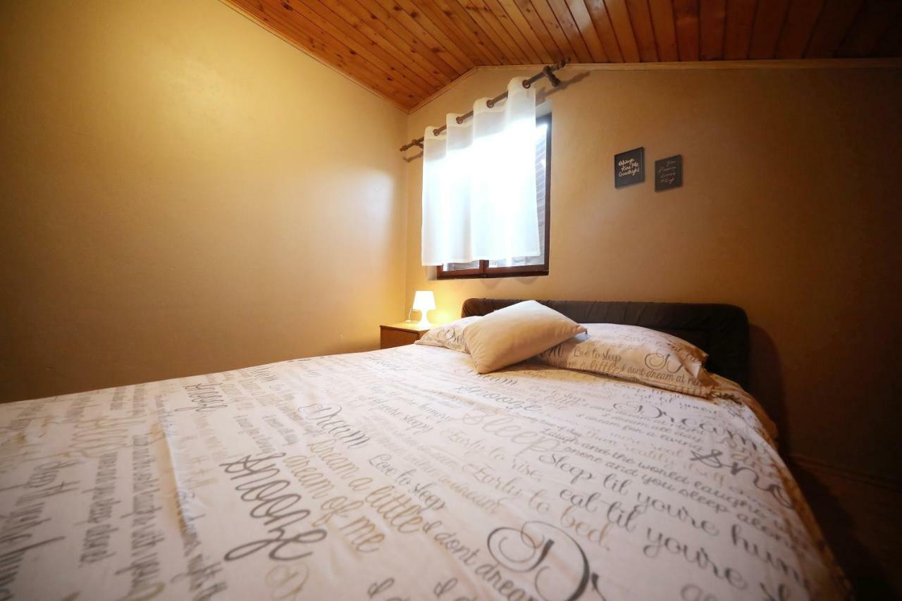 Ferienwohnung Leona Sukošan Exterior foto