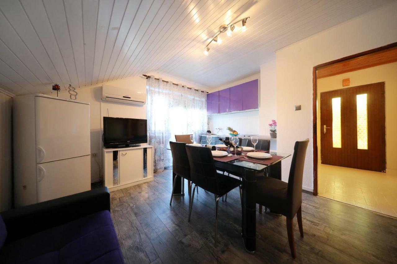 Ferienwohnung Leona Sukošan Exterior foto