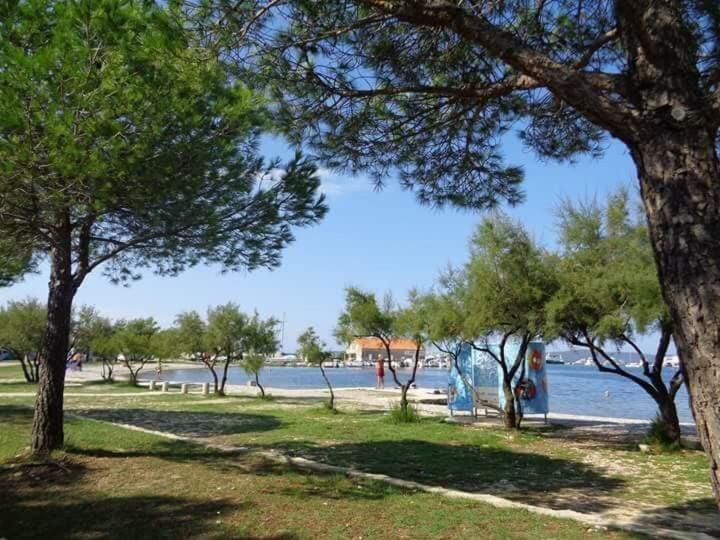 Ferienwohnung Leona Sukošan Exterior foto